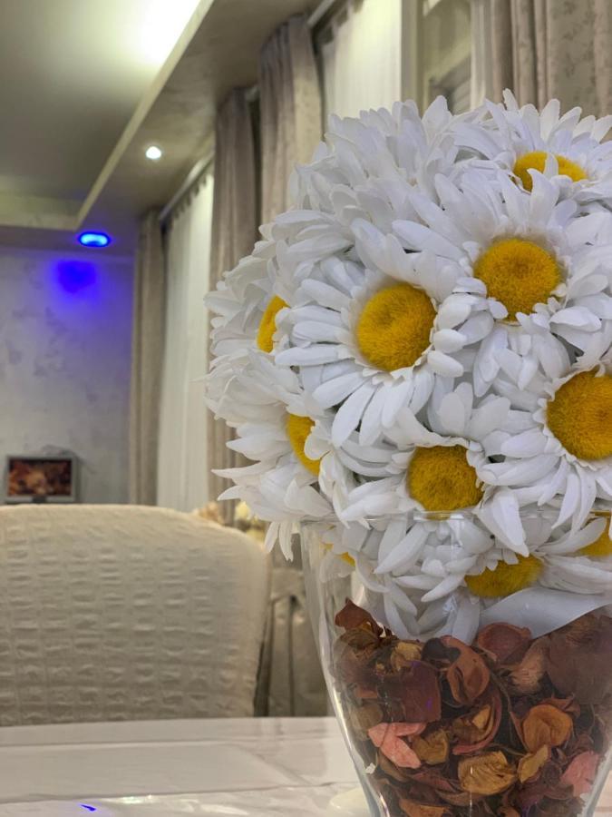 Hotel Neyra Beach Римини Экстерьер фото